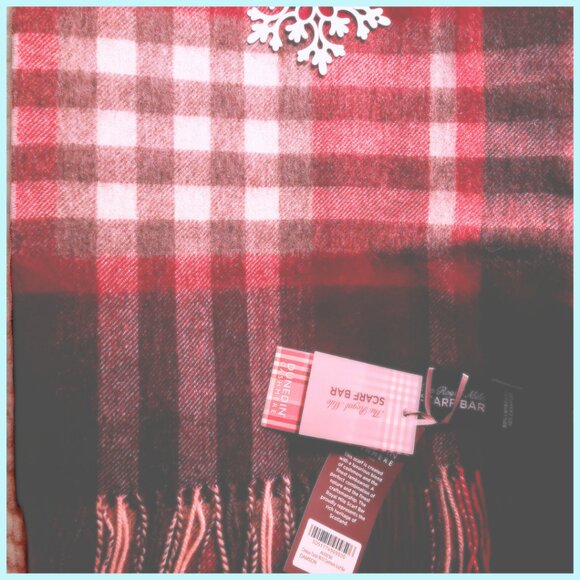 SCOTTISH IMPORT CASHMERE & LAMBSWOOL SCARF QUALITY GUARANTEED NWT - Picture 5 of 8